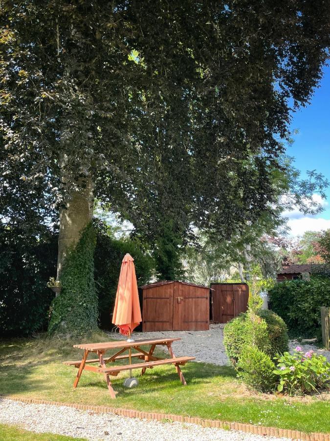 Bagnoles de l'Orne Normandie Le Petit Chalet מראה חיצוני תמונה
